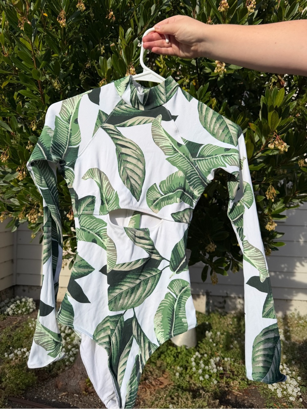 Sexy Rip Curl Green Leaf-Print Long Sleeve Bodysuit